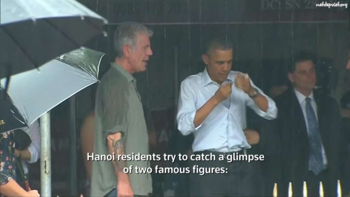 obama-hanoi-rain.jpg